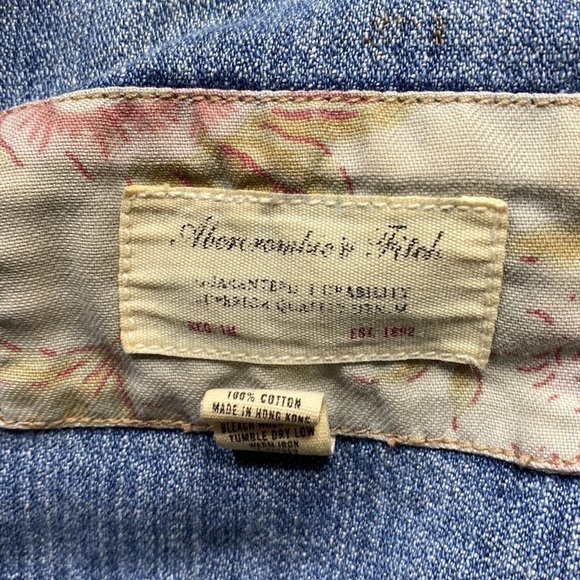 Vintage Abercrombie & Fitch Denim Jean Jacket Size Medium - Picture 3 of 7